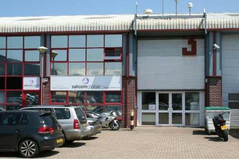Industrial unit to rent, Lysander Rd Salisbury SP4 6BU