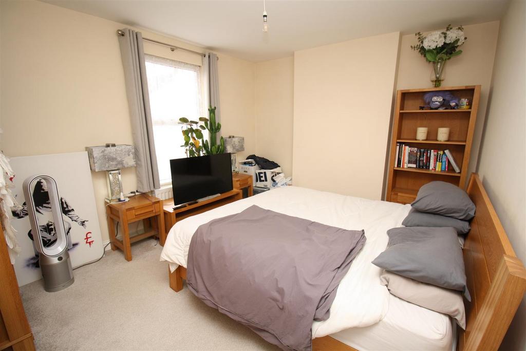 Bed 1