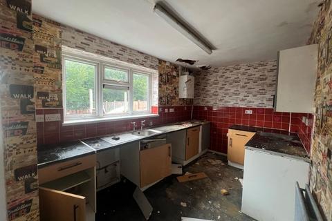 3 bedroom terraced house for sale, 36 Berry Avenue, Wednesbury, WS10 8QE