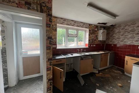 3 bedroom terraced house for sale, 36 Berry Avenue, Wednesbury, WS10 8QE
