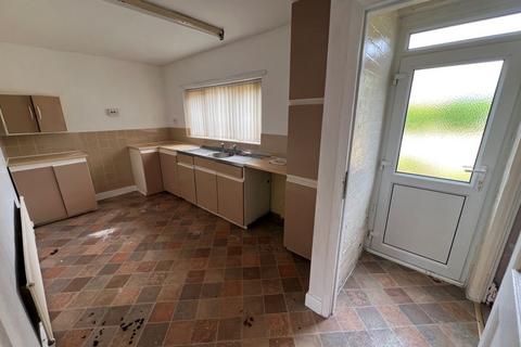 63 Tomkinson Road, Nuneaton, CV10 8DS