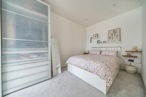 1 bedroom apartment for sale, Kings Highway, Plumstead