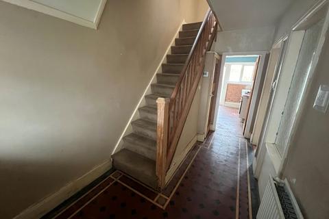 3 bedroom semi-detached house for sale, 30 Central Avenue, Nuneaton, CV11 5BA