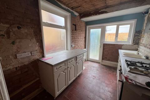 3 bedroom semi-detached house for sale, 30 Central Avenue, Nuneaton, CV11 5BA