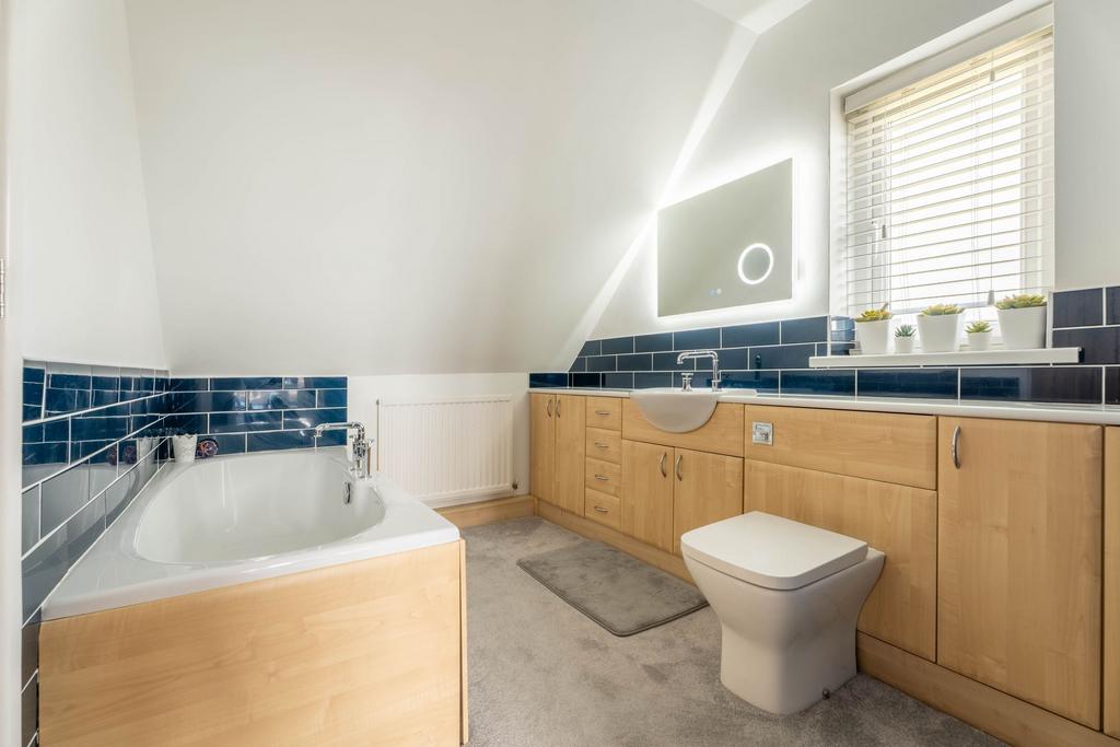 Jack & Jill En-Suite