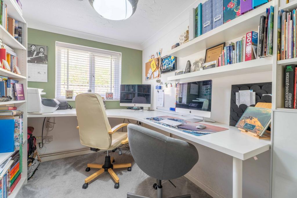 Study / Bedroom