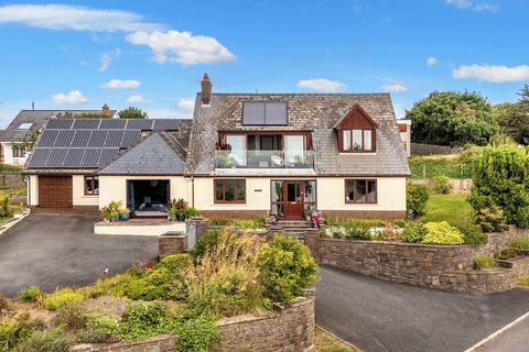5 bedroom detached house for sale, Trewent Hill, Pembroke SA71