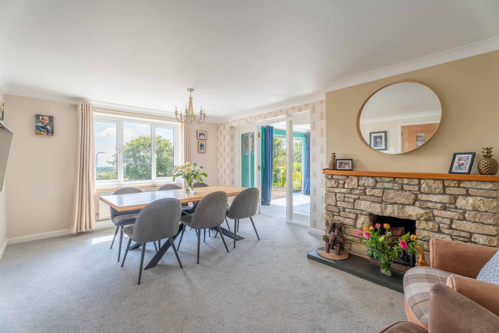 Dining Room / Cwtch