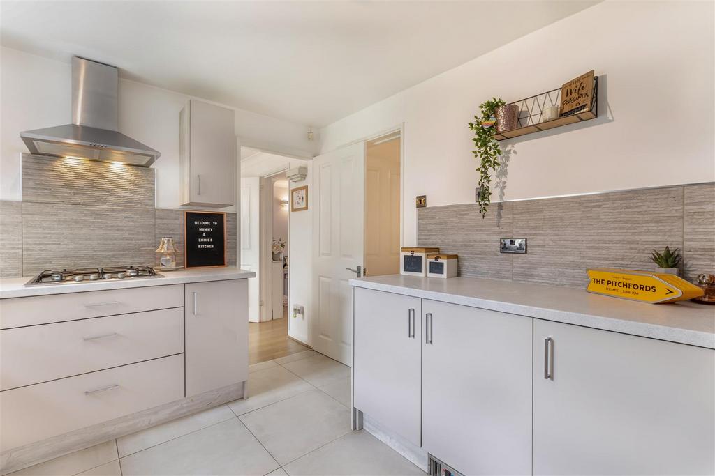 8659195-interior23.jpg