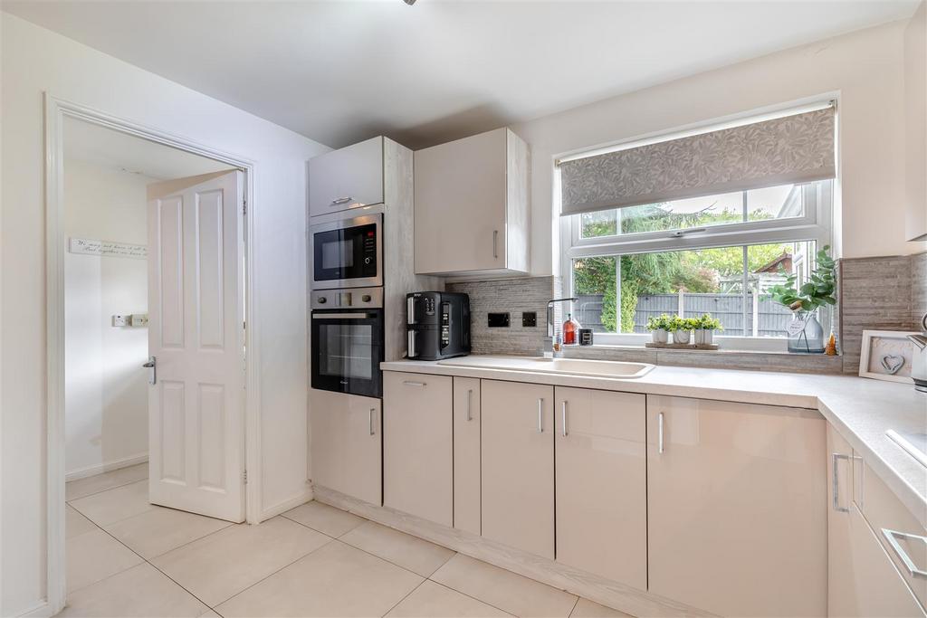 8659195-interior26.jpg