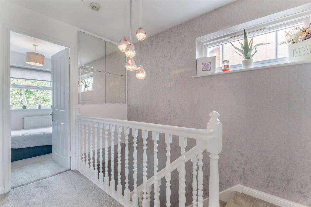 8659195-interior08.jpg