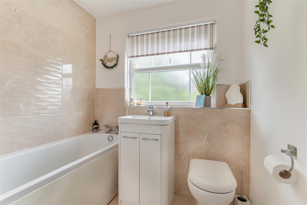 8659195-interior11.jpg