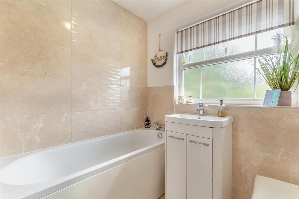 8659195-interior12.jpg
