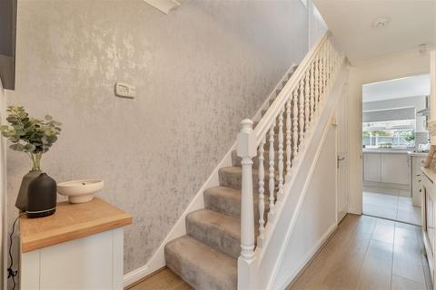 6 Darwin Close, Mansfield, NG18 4BD
