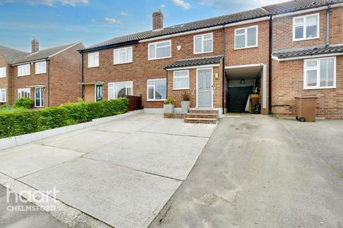 3 bedroom semi-detached house for sale, Gloucester Avenue, Chelmsford