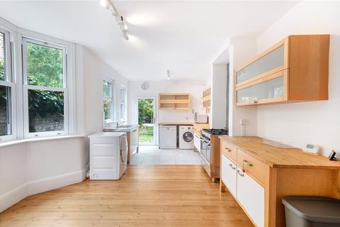 323 Ivydale Road, London, SE15 3DZ