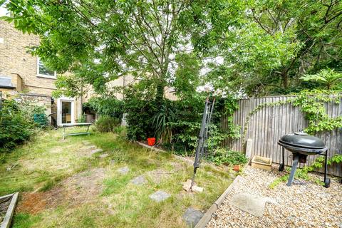 323 Ivydale Road, London, SE15 3DZ