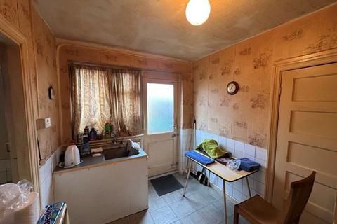 3 bedroom semi-detached house for sale, 122 Pelham Road, Birmingham, B8 2PD