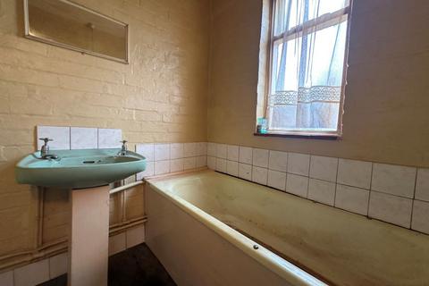 3 bedroom semi-detached house for sale, 122 Pelham Road, Birmingham, B8 2PD