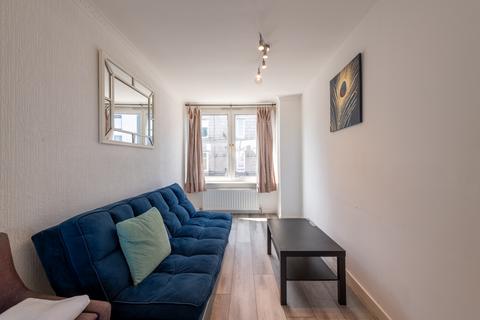 undefined, George Street, Aberdeen AB25