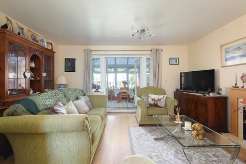 4 bedroom semi-detached house for sale, Orlestone View, Hamstreet
