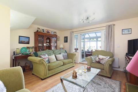 4 bedroom semi-detached house for sale, Orlestone View, Hamstreet