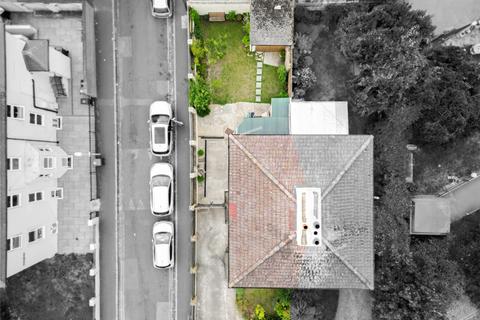 2 Albion Road, Gravesend, DA12 2SR