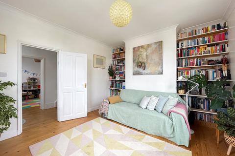 2 Albion Road, Gravesend, DA12 2SR