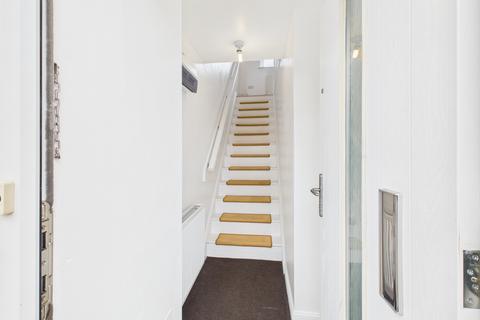 29 Brompton Park, Kingswood, Hull, HU7 3AX