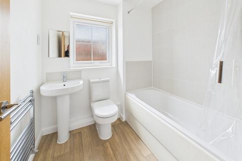 29 Brompton Park, Kingswood, Hull, HU7 3AX