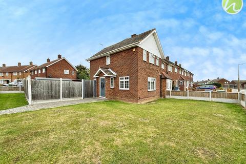 87 Cornwell Crescent, Stanford-le-hope, SS17 7DL