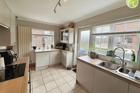 87 Cornwell Crescent, Stanford-le-hope, SS17 7DL