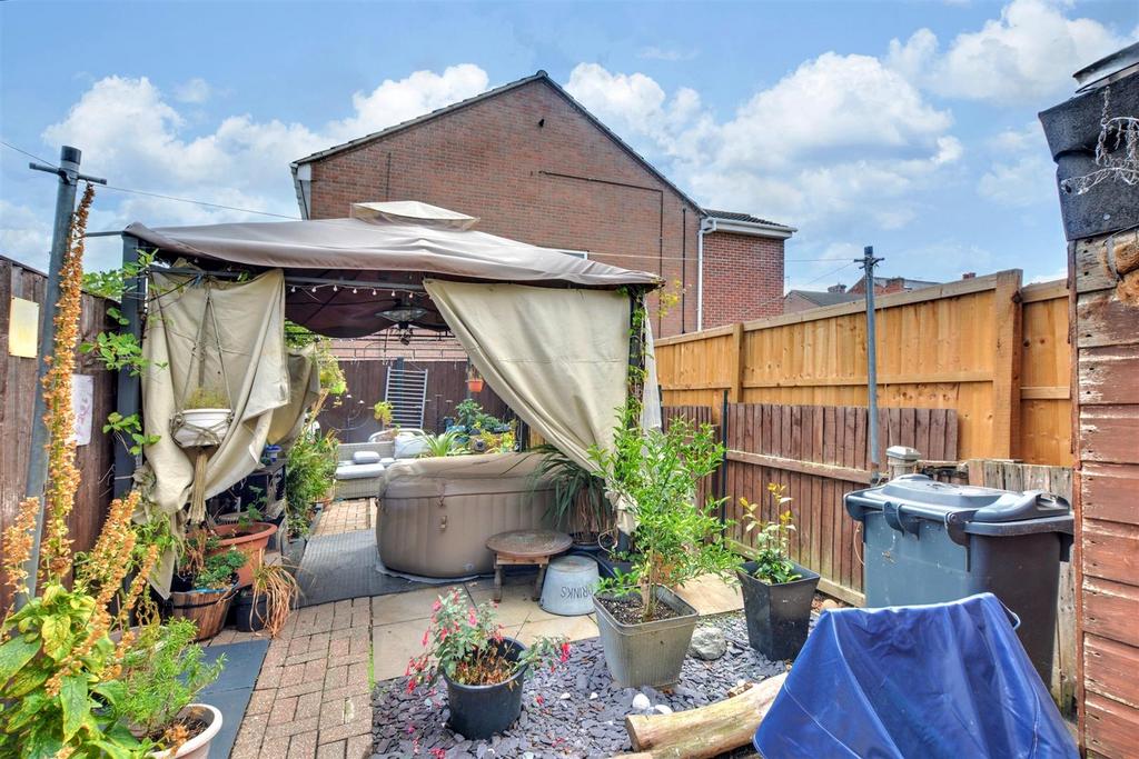 Garden 1.jpeg