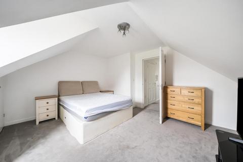 undefined, Egham,  Surrey,  TW20
