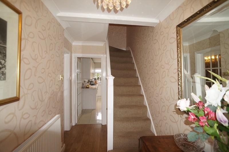 Groveland Road, Birchgrove, Cardiff. CF14 4QX 3 bed end of terrace