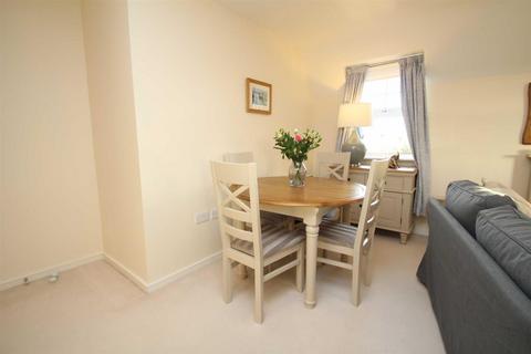 undefined, Wellington Road, Timperley
