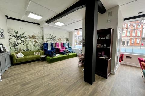 undefined, The Broadway, Newbury, Berkshire