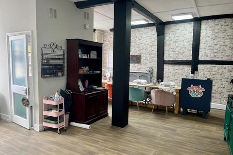 undefined, The Broadway, Newbury, Berkshire