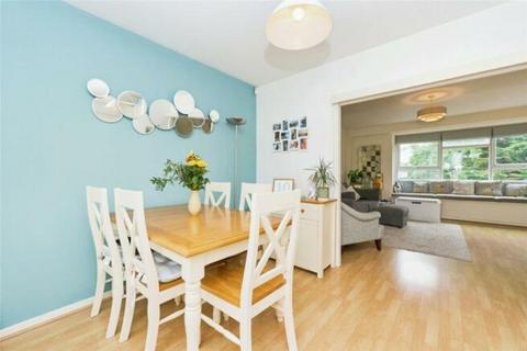 23 Watermill Close, Richmond, TW10 7UJ