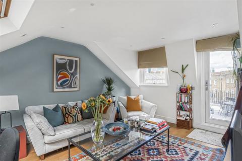 2 bedroom flat for sale, Bonnington Square, London SW8