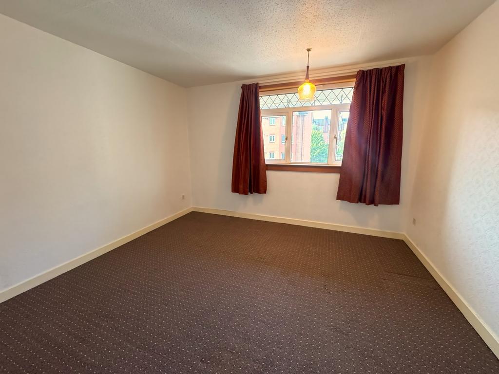Bedroom 1(1)