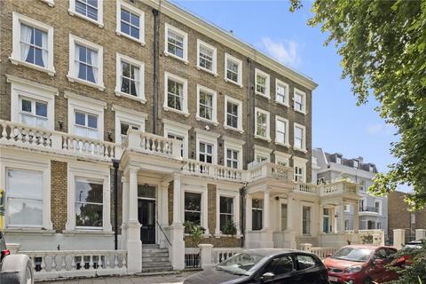 3 bedroom apartment for sale, Clapham Common South Side, London, SW4