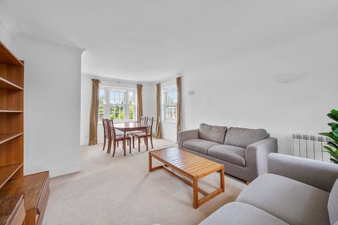 1 bedroom apartment for sale, Stoneleigh Park, Weybridge, KT13