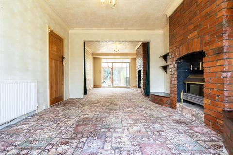 3 bedroom semi-detached house for sale, Chollerford Avenue, Whitley Bay