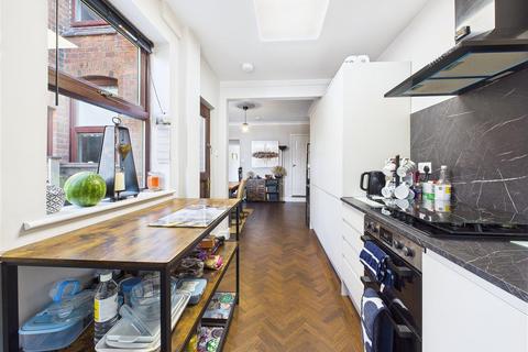 6 Old Road, Handsacre, Rugeley, WS15 4DR