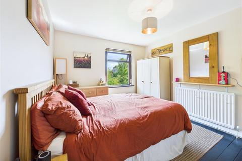 6 Old Road, Handsacre, Rugeley, WS15 4DR