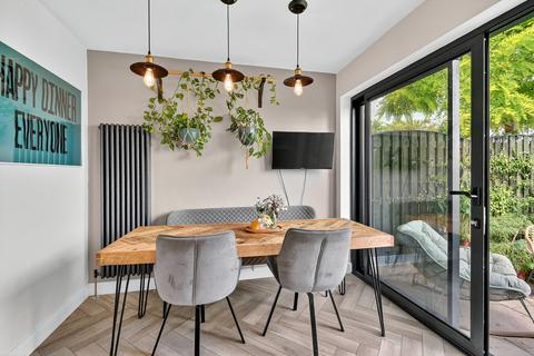 81 Bramley Garth, York, YO31 0PQ