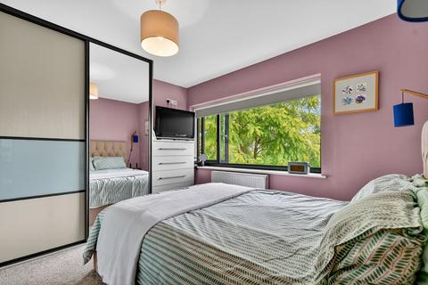 81 Bramley Garth, York, YO31 0PQ