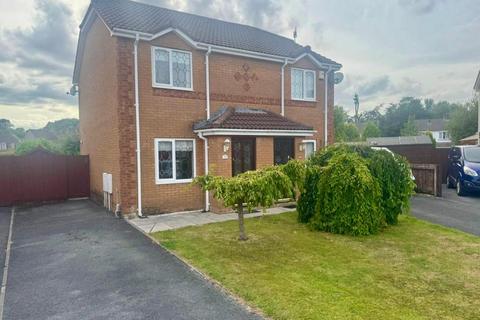 2 bedroom semi-detached house to rent, 38 Clos Helyg,Gowerton,Swansea