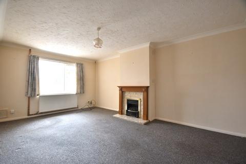 8 Barsham Drive, South Wootton, King's Lynn, PE30 3TT